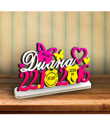 Имя из дерева на подставке с метрикой