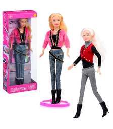 Кукла в модном стиле