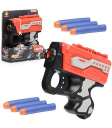 Пистолет на листе