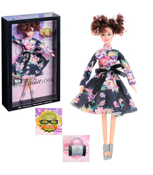 Кукла с аксессуарами, в коробке