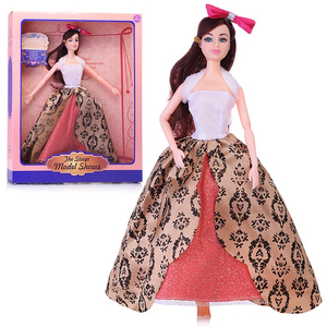 Кукла в коробке